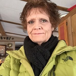 Meet your Posher, Dena